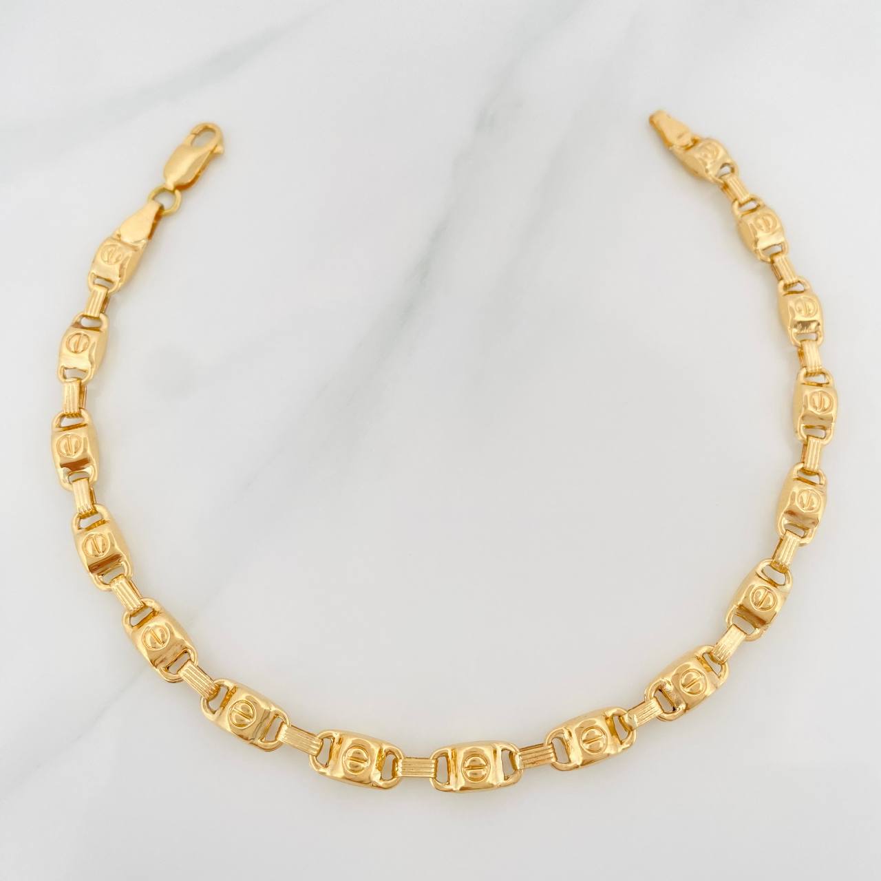 Pulso Rustico Tornillo 5.5 g / 8 3/4 in / 4.8 mm Oro Amarillo 18K