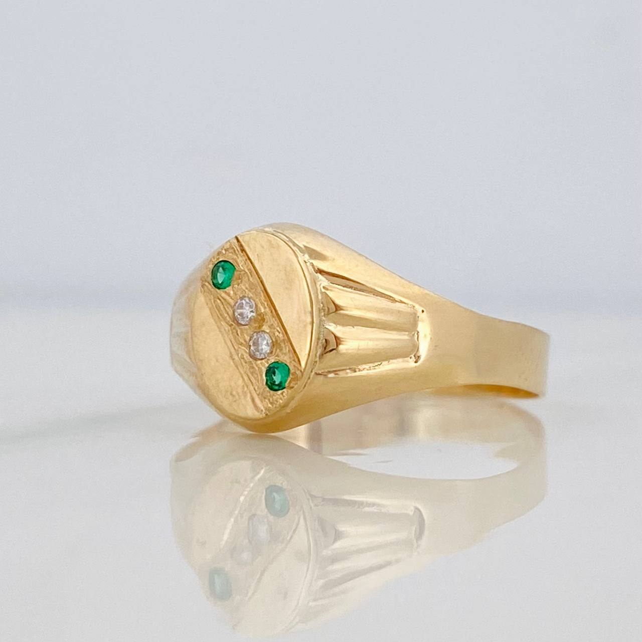 Signet Ring 1.5g / T7 1/2 Yellow Gold 18K