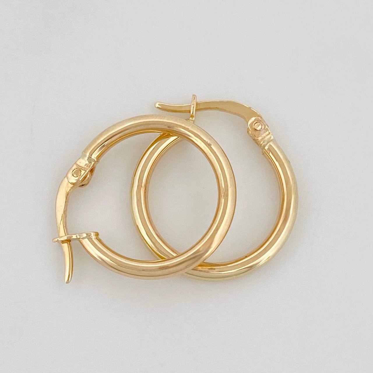 Candongas Jass Lisas 1.4g / 3/4 in Oro Amarillo 18K