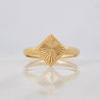 Anillo Rombo Diamantado 1.05g / T8 1/4 Oro Amarillo 18K
