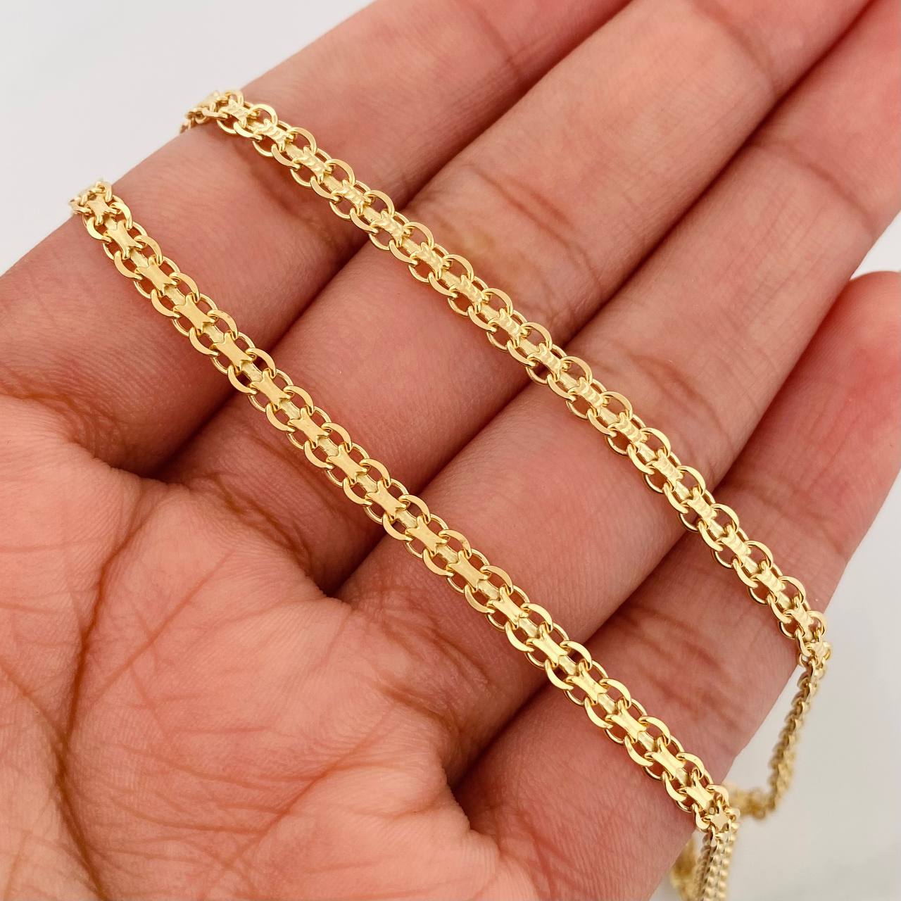 Cadena China 11.95 g / 24 in / 3 mm Oro Amarillo 18K