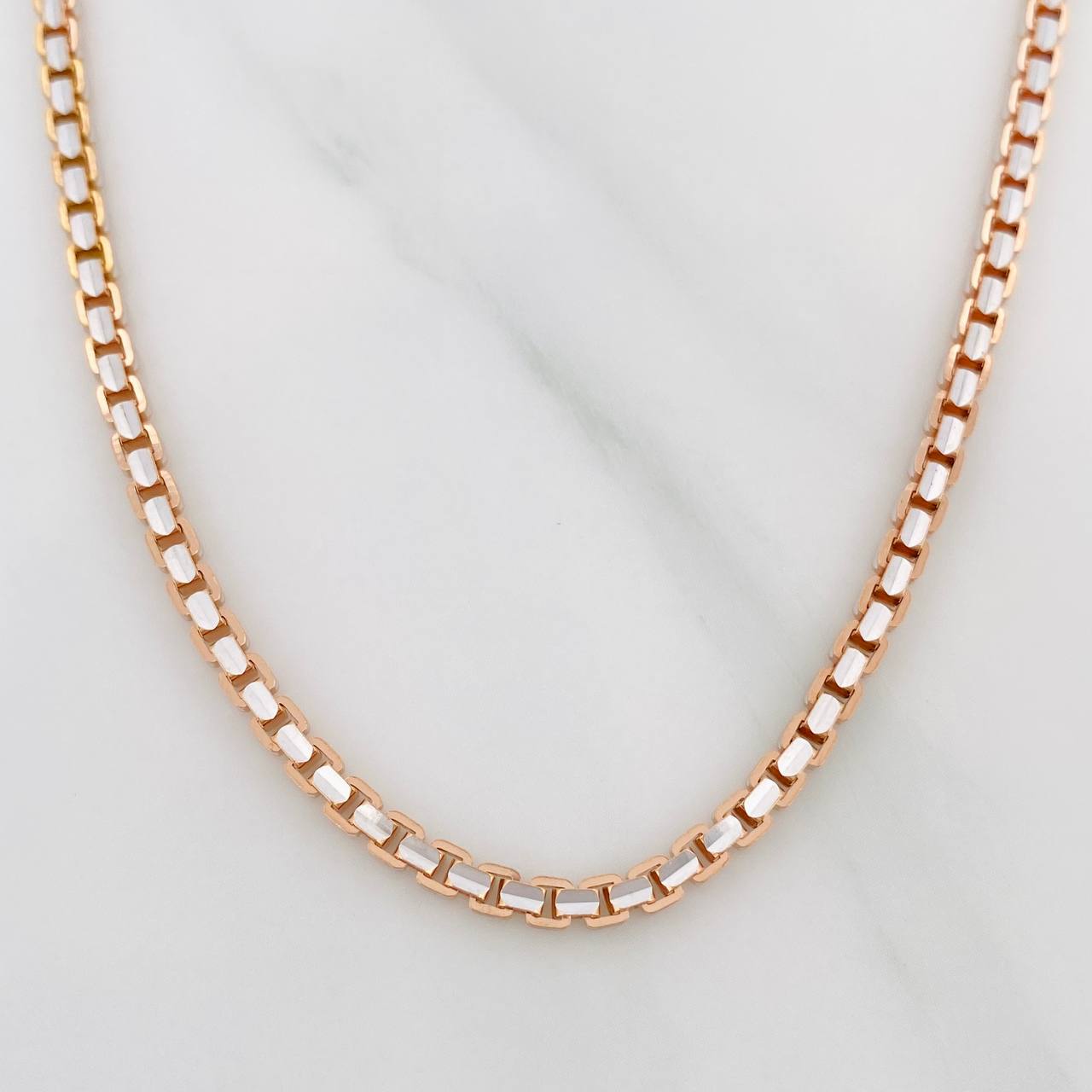 Venetian Chain 29.85 g / 25 3/4 in / 2.9 mm Two Yellow Rose Gold 18K