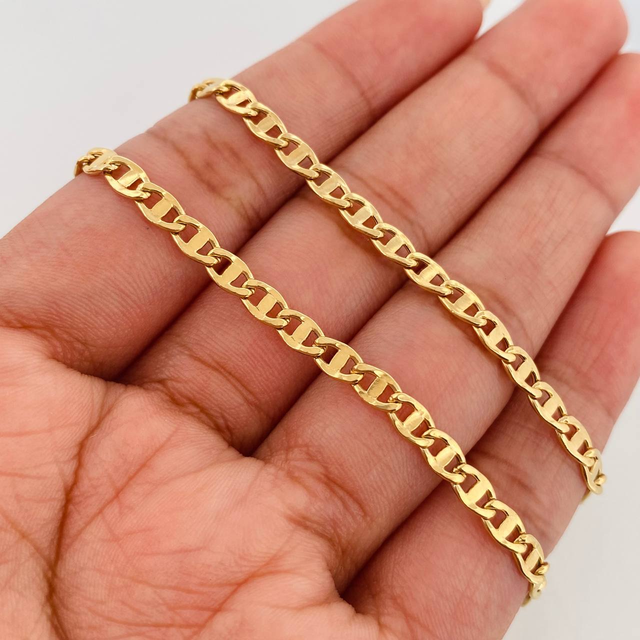 Cadena Escalera Plana 8.65 g / 24 1/2 in / 3.4 mm Oro Amarillo 18K