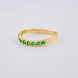 Anillo Carill Oleado Esmeraldas 23Pts 2.05 g / T6 1/2 Oro Amarillo 18K