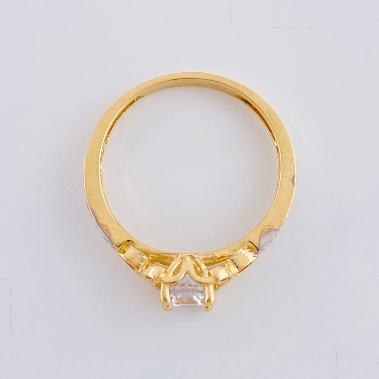 Anillo Solitario Doble Triscal 2.25 g / T6 1/2 Dos Oros Amarillo Blanco 18K