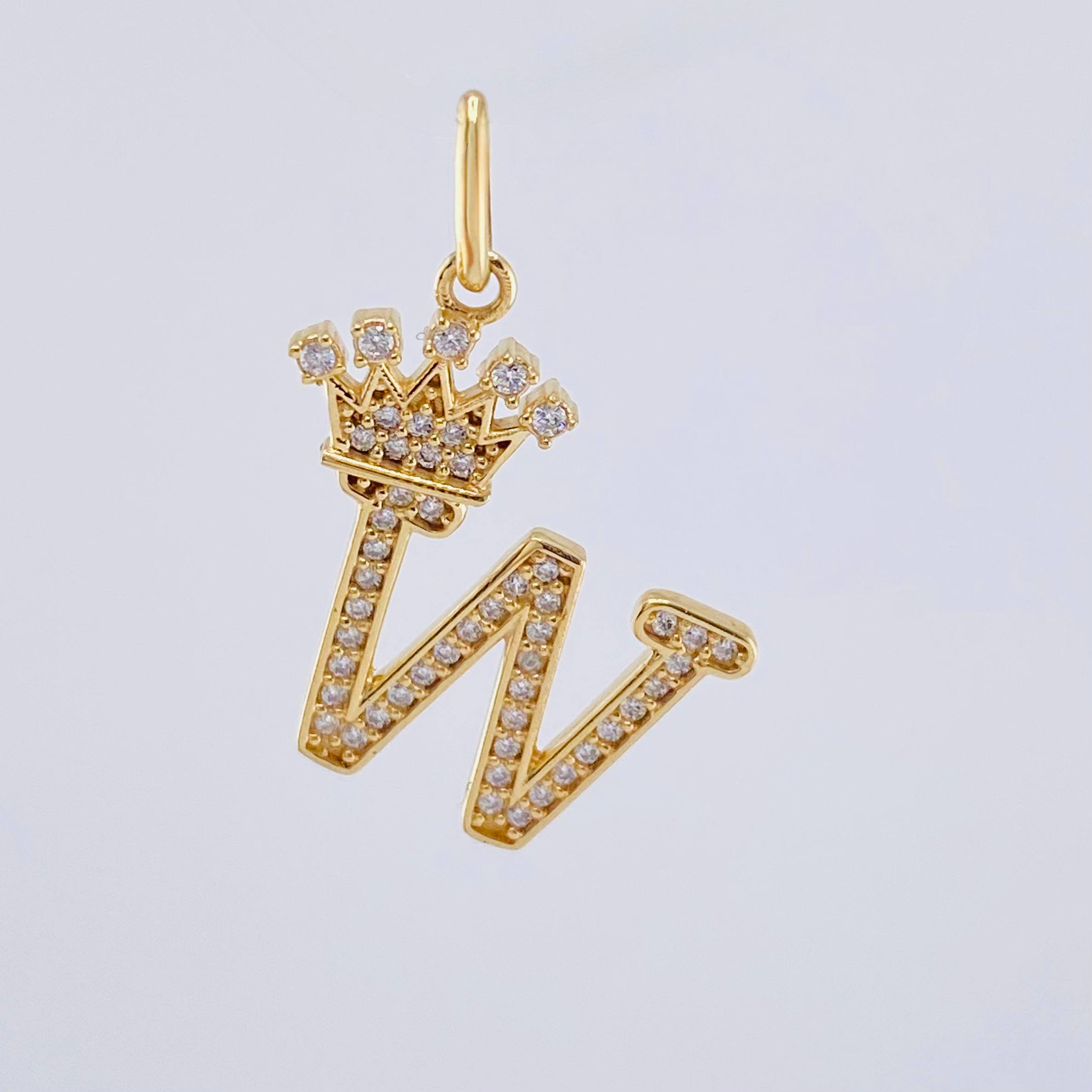 Dije Corona Letra W 2.25g / 1 in Oro Amarillo 18K
