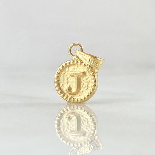 Dije Letra J 0.4gr / 1.5cm-Mate-Bordeado Oro Amarillo 18K ©