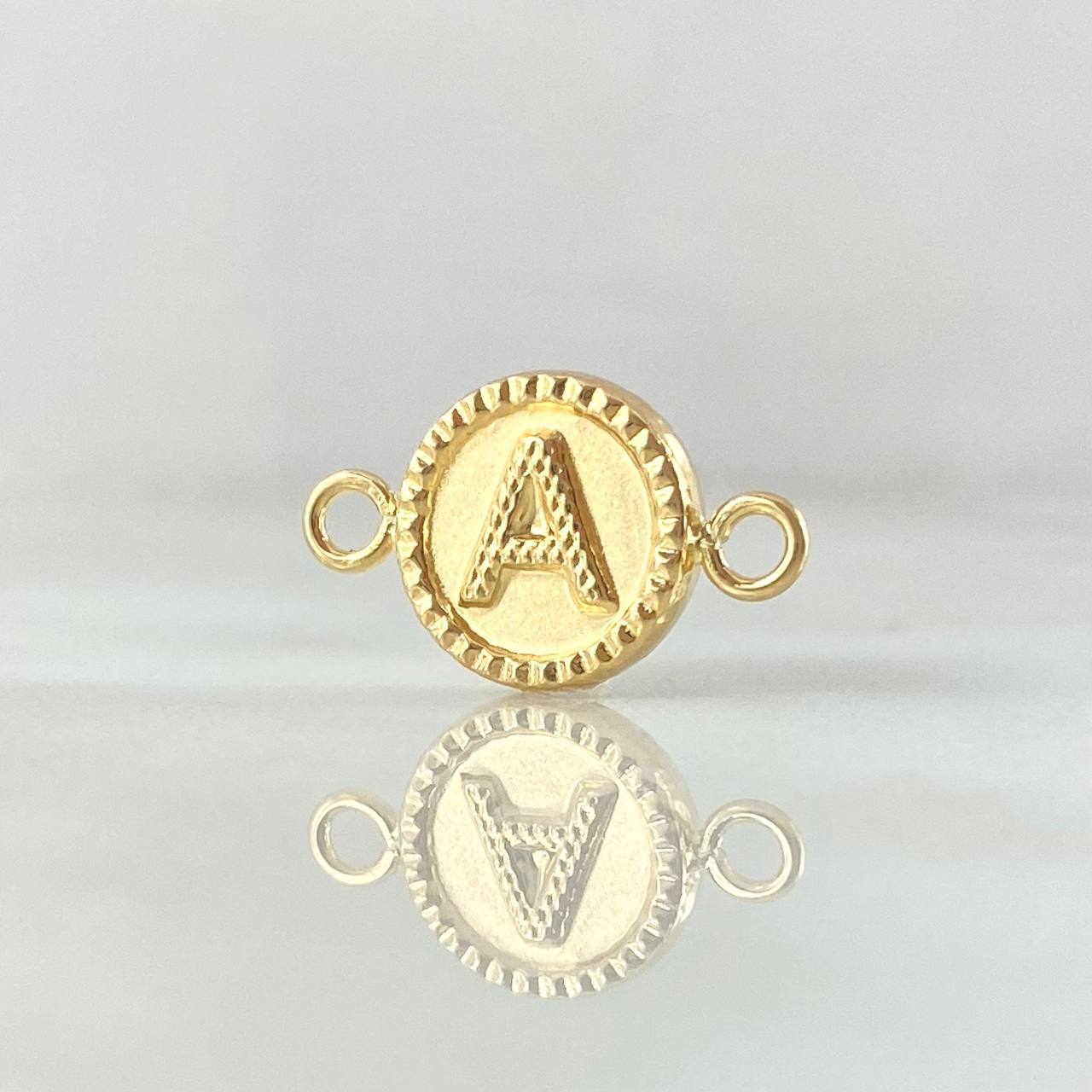 Charm Letter A 0.6gr / 0.7in / Bordered Circle 18K Gold ©