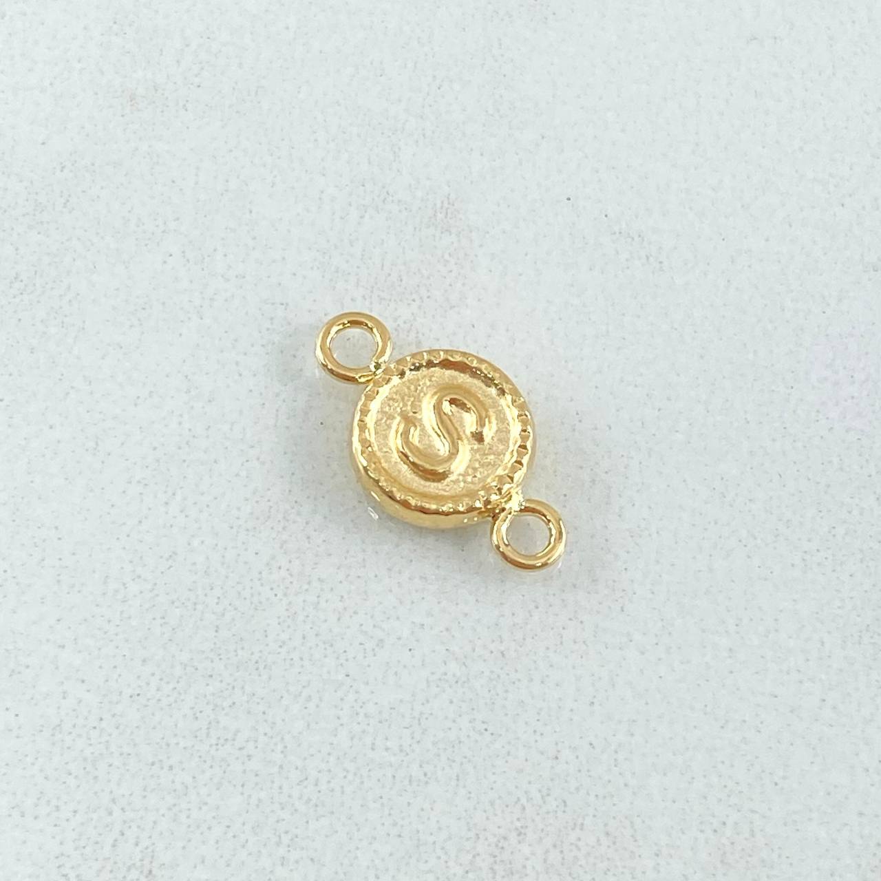 Herraje Letra S 0.6gr / 1.7cm / Oro 18K