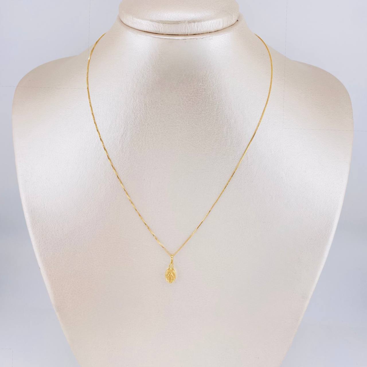 Set Cadena Veneciana + Dije Milagrosa / 1.05g / 16 in Oro Amarillo 18K