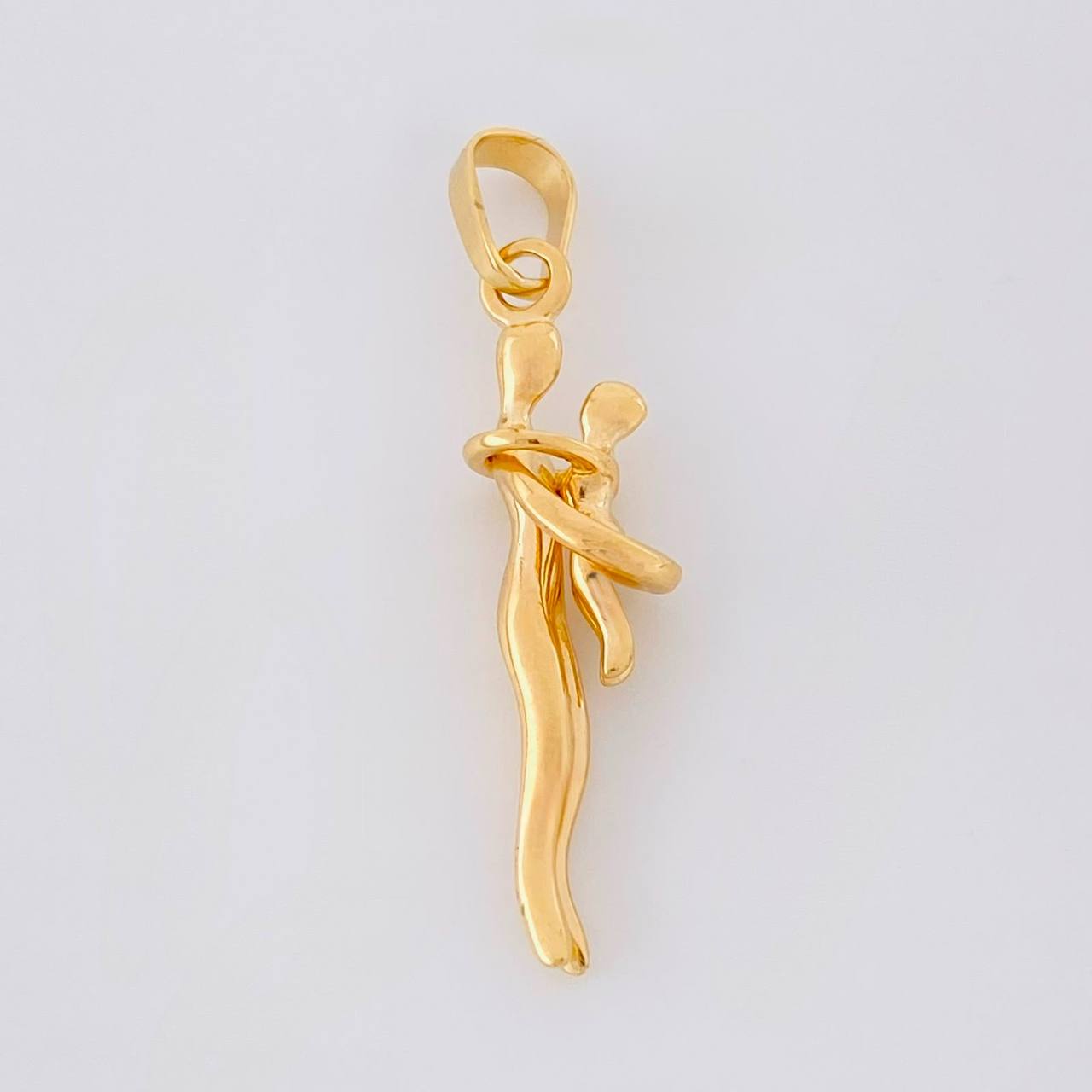 Pendant Mother and Child 2.65g / 1 1/2 in 18K Yellow Gold