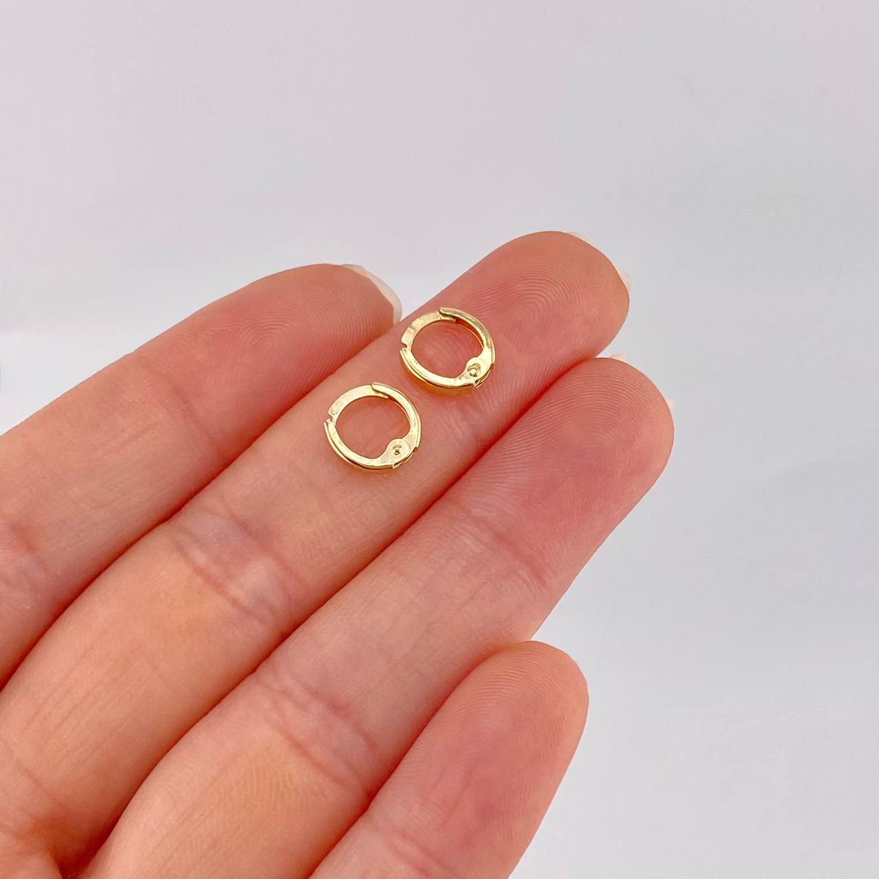 Hoop Earrings Carril 0.6g / 1/4 in 18K Yellow Gold