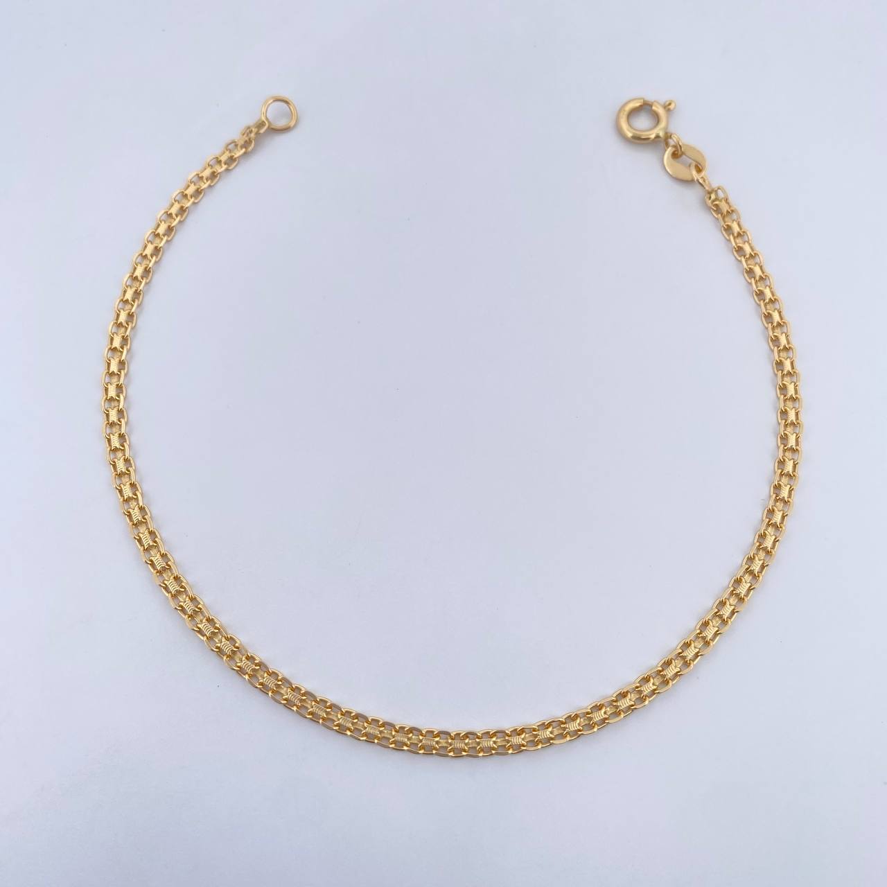 Pulso Chino 2.55gr / 19cm / 2.4mm Oro Amarillo +0 18K &