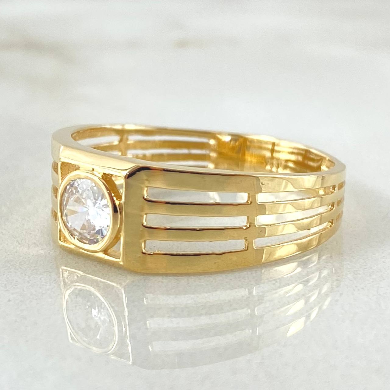 Anillo Bisel Lineal 4.15gr / T11 1/4 / Oro Amarillo 18K *