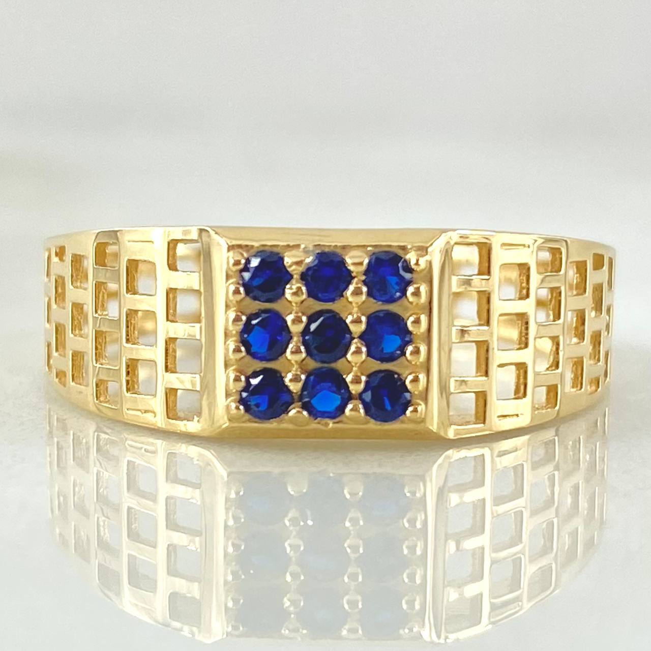 Maya Ring 3.6gr / Size 10 1/2 / 18K Gold