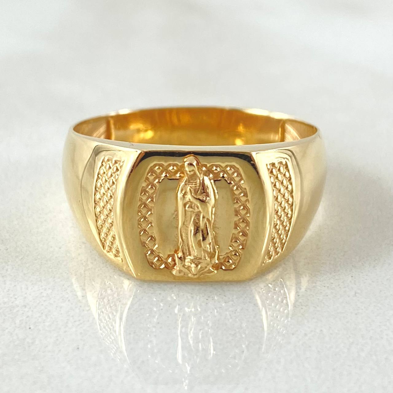 Virgin Guadalupe Ring 4gr / Size 10 1/4 / 18K Gold *