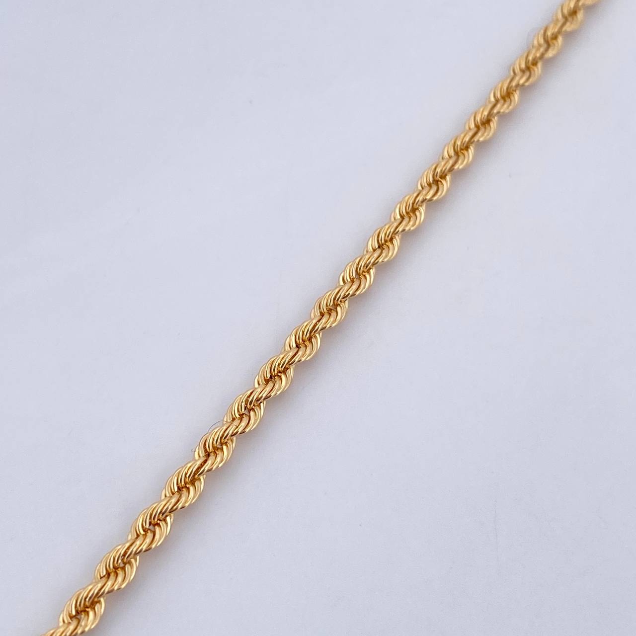 Rope Bracelet 2.35gr / 19.2cm / 2.4mm Yellow Gold +3 18K $