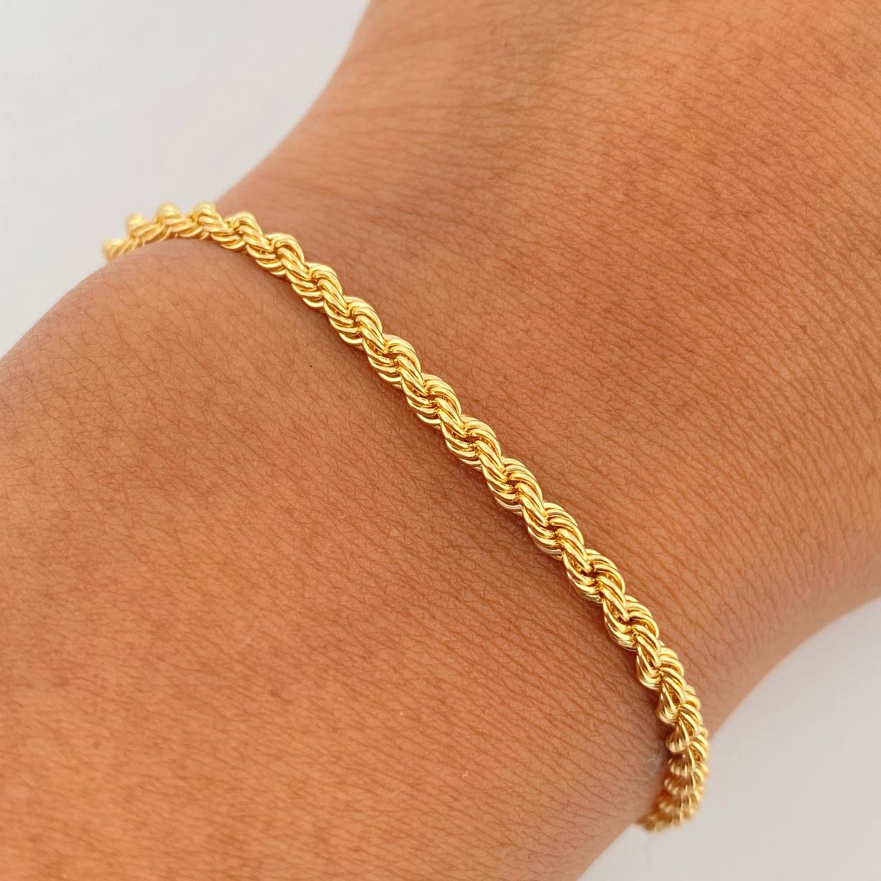 Rope Bracelet 2.35gr / 19.2cm / 2.4mm Yellow Gold +3 18K $
