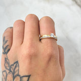 Solitaire Ring Dense Rail 3gr / Size 6 1/4 / 18K Yellow Gold ©