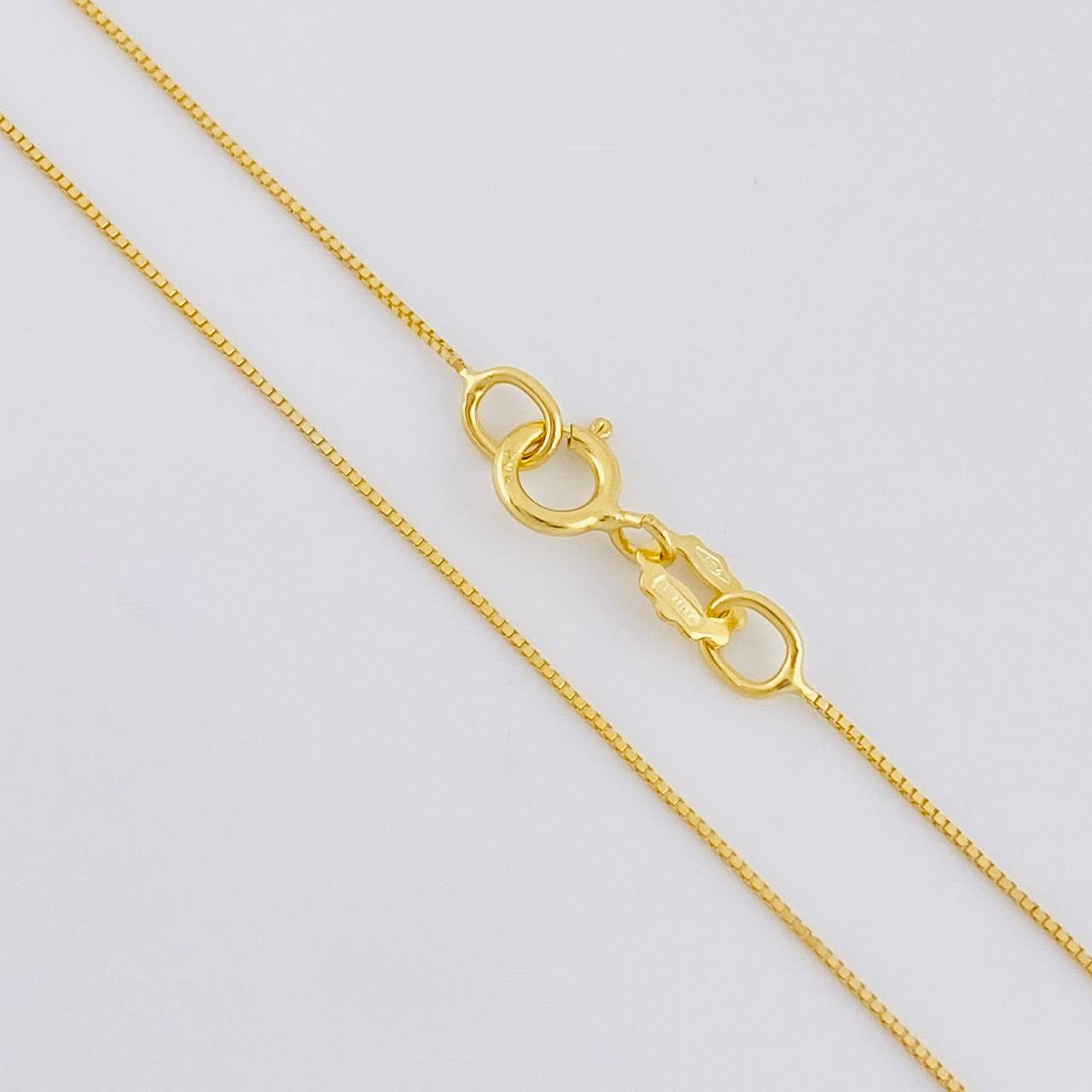 Set Venetian Chain + Plain Cross Pendant / 1.15 g / 19 3/4 in 18K Yellow Gold