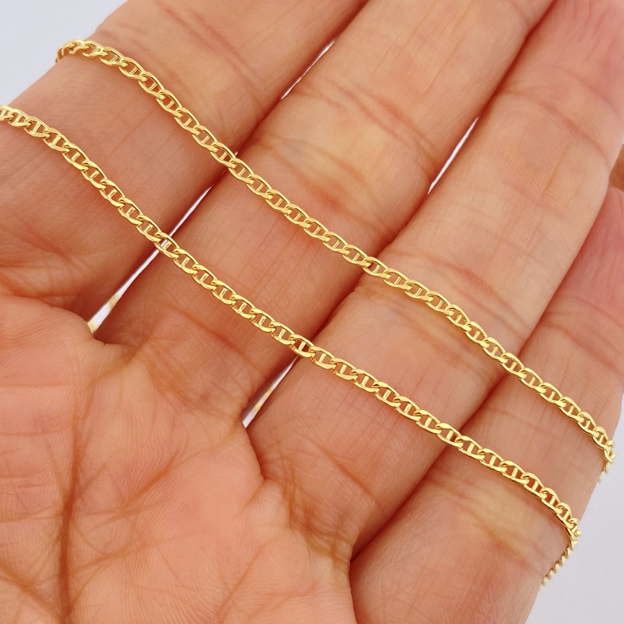 Flat Mariner Chain 2.6gr / 2.5in / 18K Gold +3 $