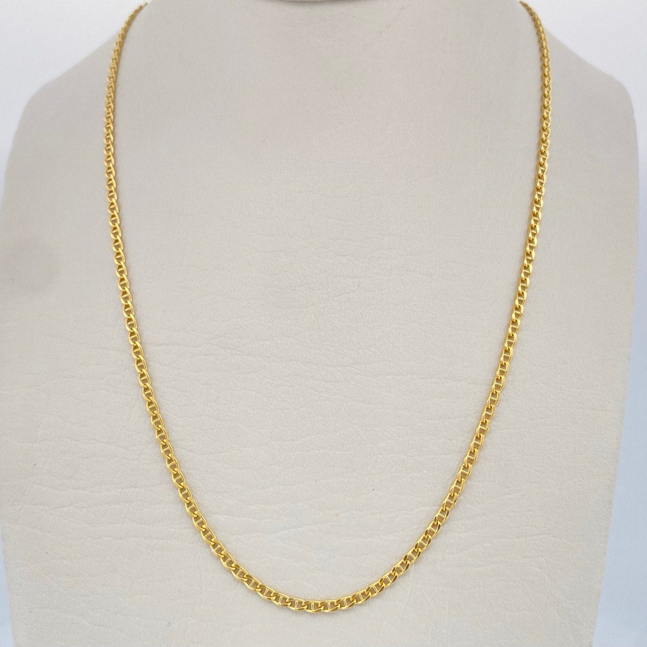 Flat Mariner Chain 2.6gr / 2.5in / 18K Gold +3 $