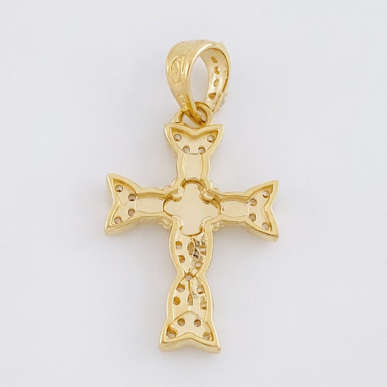 Diamond Cut Clover Cross Pendant Braided 1.65 g / 1 in 18K Yellow Gold