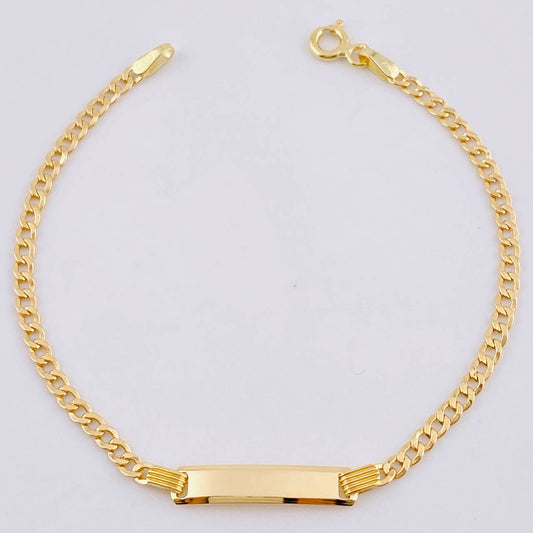 Pulso Cubana Rectangular Curva 1.85gr / 6 in / 2.4mm Oro Amarillo +1 18K *