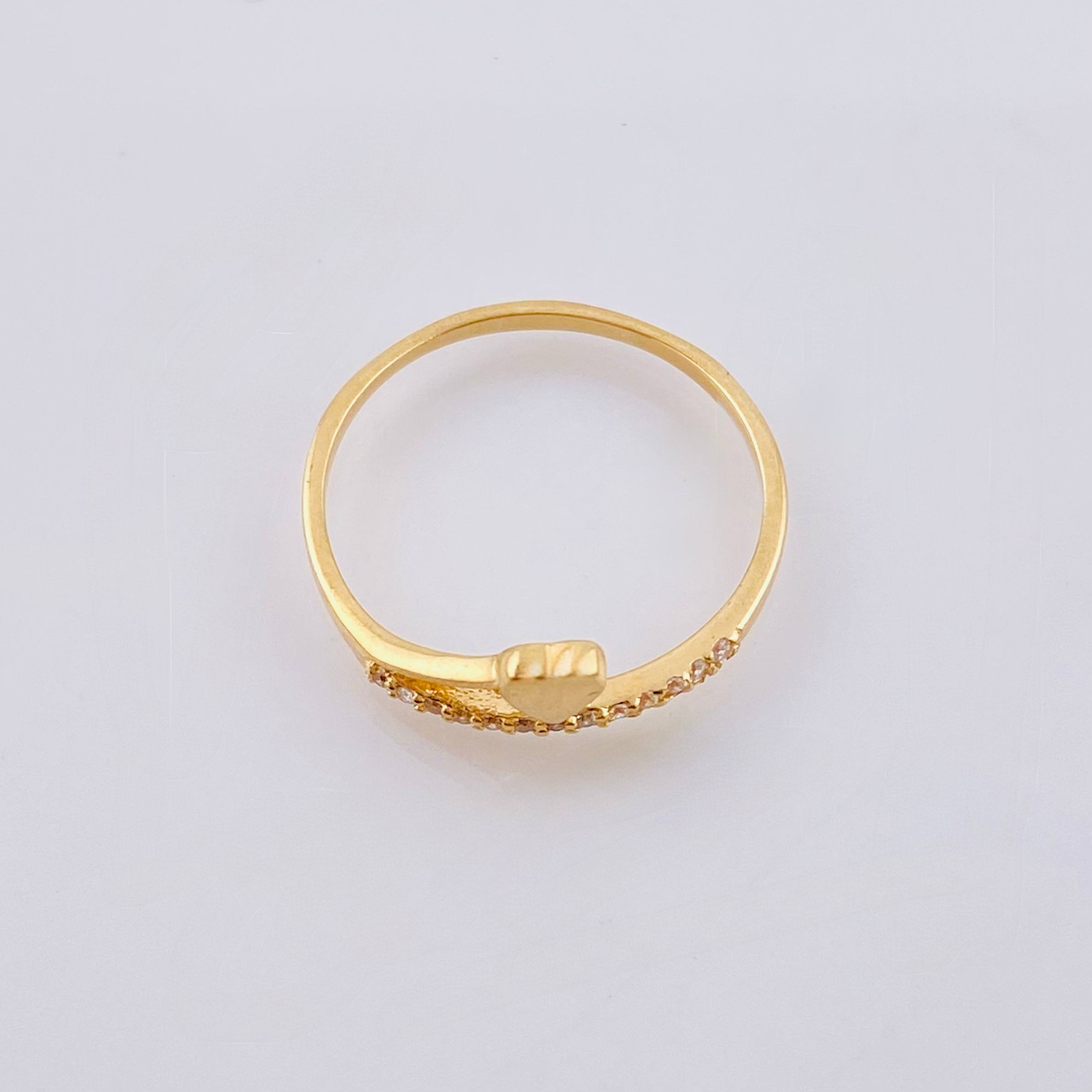Anillo Estela Corazón 1.42gr / T7 1/2 / Oro Amarillo 18K
