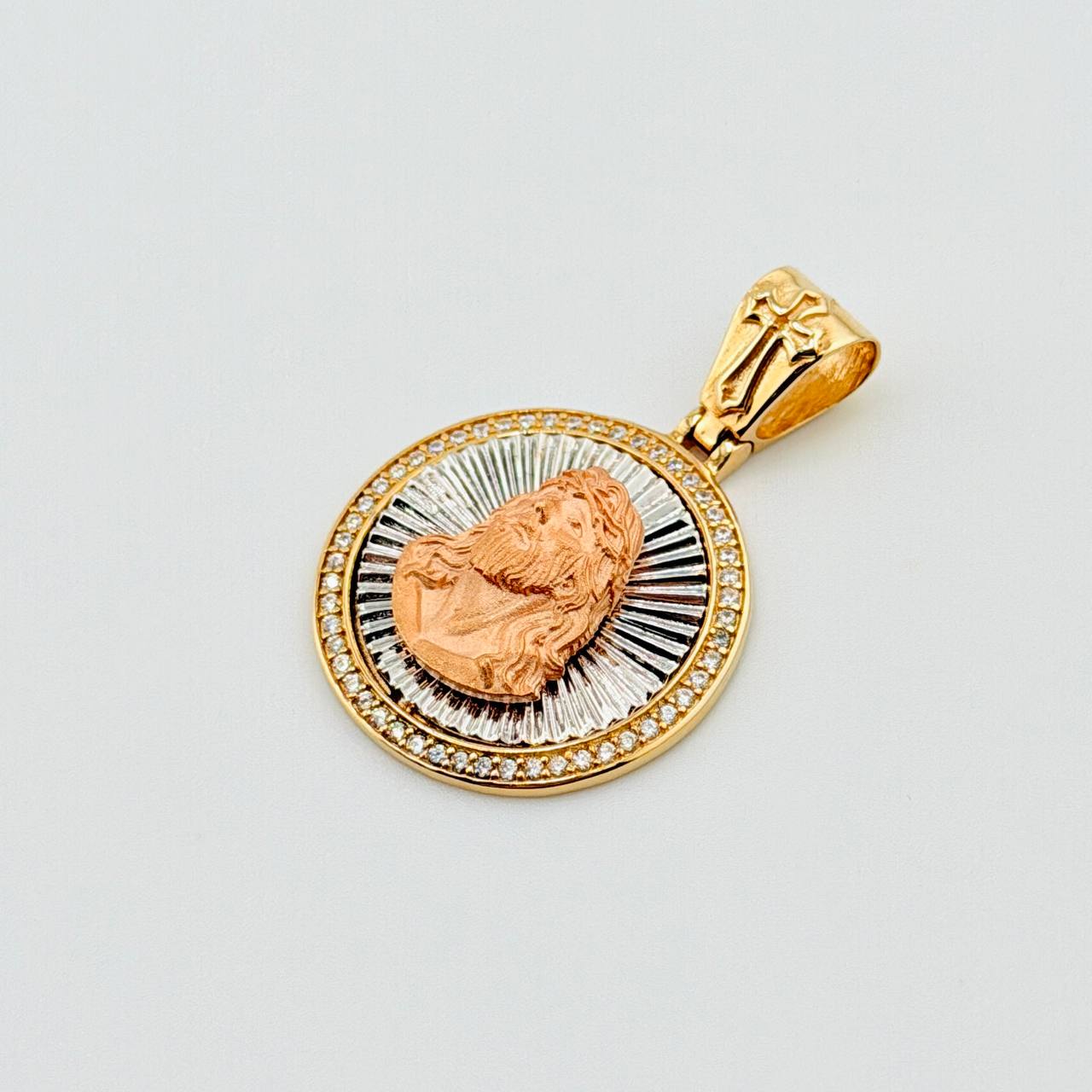 Dije Jesús Sacramentado 5.6gr / 1 1/4 in / Tres Oros 18K ©