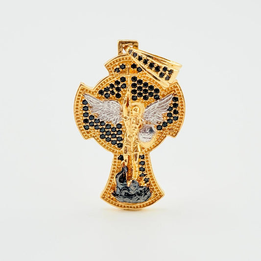 Dije Cruz San Miguel Tupida 7.1gr / 1 3/4 in / Dos Oros Amarillo Blanco 18K ©