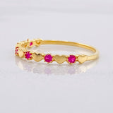 Interspersed Hearts Ring 1.35g / T7 3/4 Yellow Gold 18K