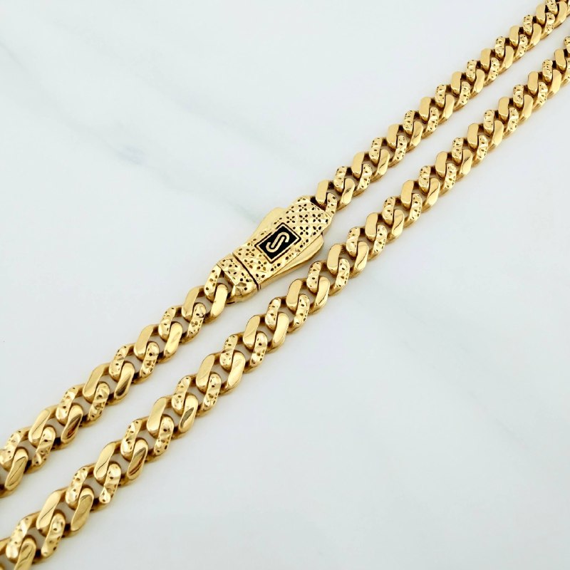 Cadena Cubana Infinito 19.4 g / 24 in / 4.8 mm Oro Amarillo 18K