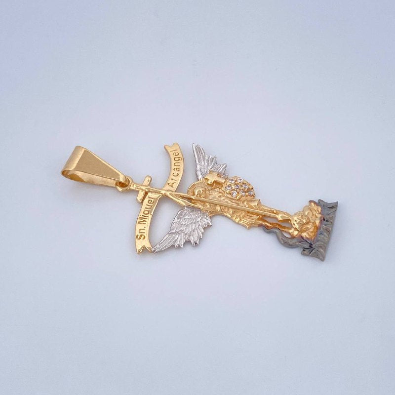 San Miguel Pendant 2.6gr / 1.6in / Three 18K Golds $