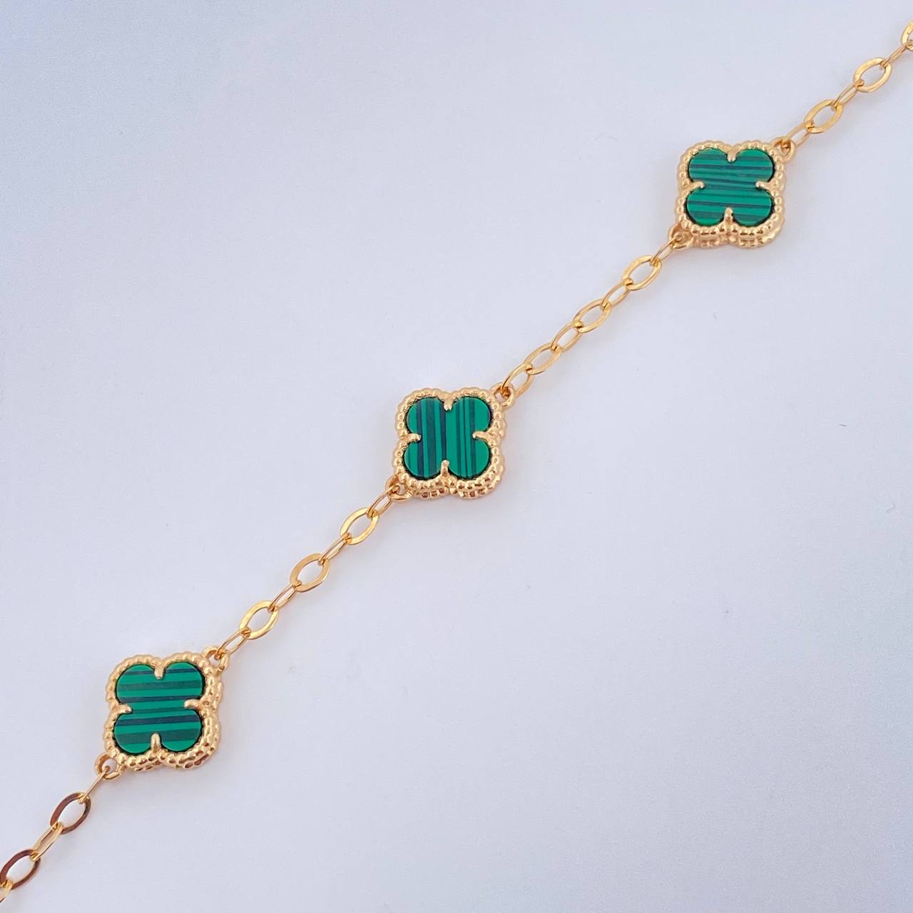 Clover Bracelet Classic Link 5.2gr / 7 1/2 in / 18K Gold $