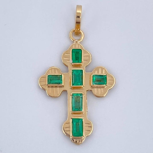 Flat Cross Pendant 1.15gr / 1in / 18K Gold