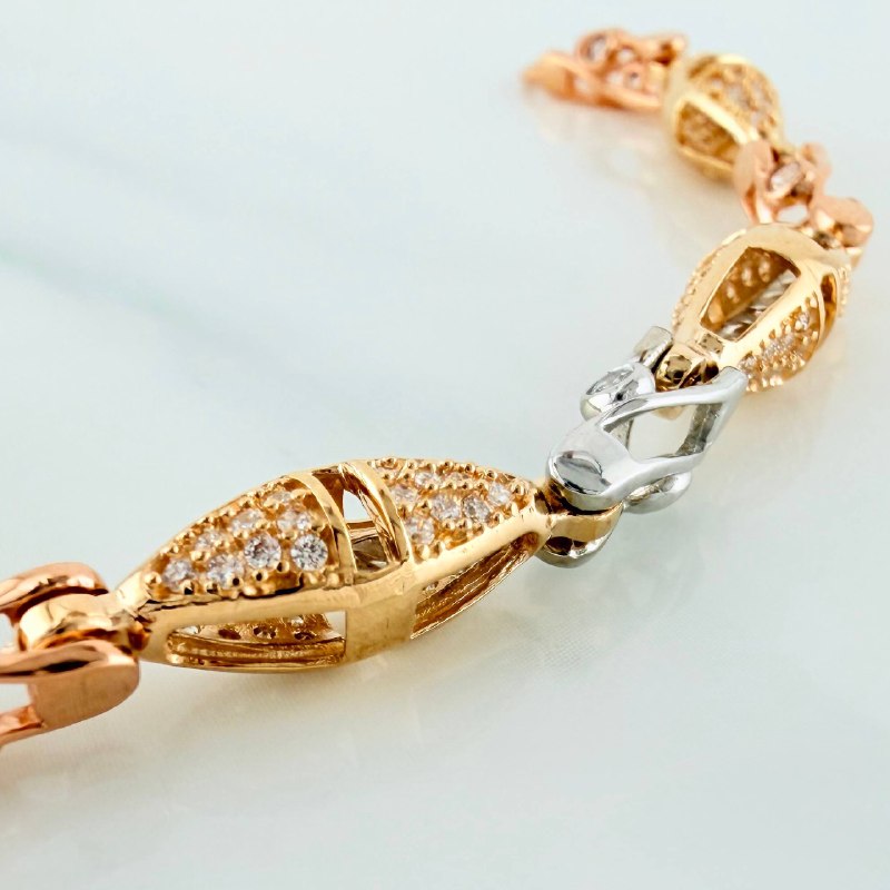 Pulso Rustico Dubai 16.65 g / 7 3/4 in / 5.8 mm Tres Oros 18K