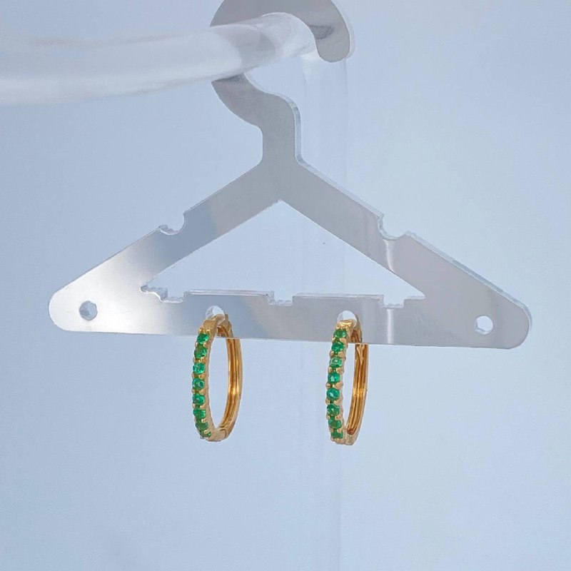 Candongas Carril Esmeralda 1.9gr / 1/2 in / Oro Amarillo 18K %