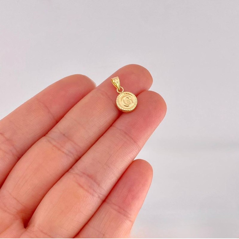 Dije Circulo Letra G 0.4g / 1/2 in Oro Amarillo 18K