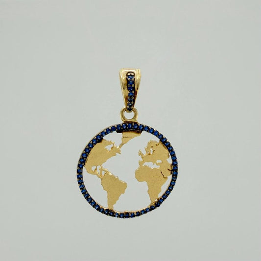 Dije Silueta Tierra 3.4 g / 1 1/4 in Oro Amarillo 18K