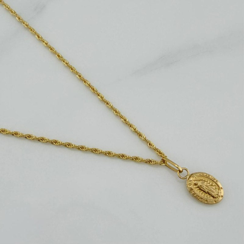Set Cadena Lazo + Dije Virgen De Guadalupe / 1,2 gr / 17 3/4 in Oro Amarillo 18K