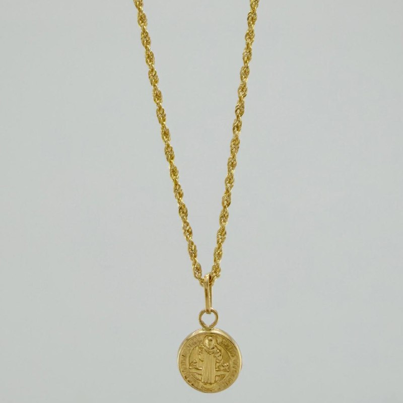 Set Cadena Lazo + Dije San Benito / 1,4 gr / 18 in Oro Amarillo 18K