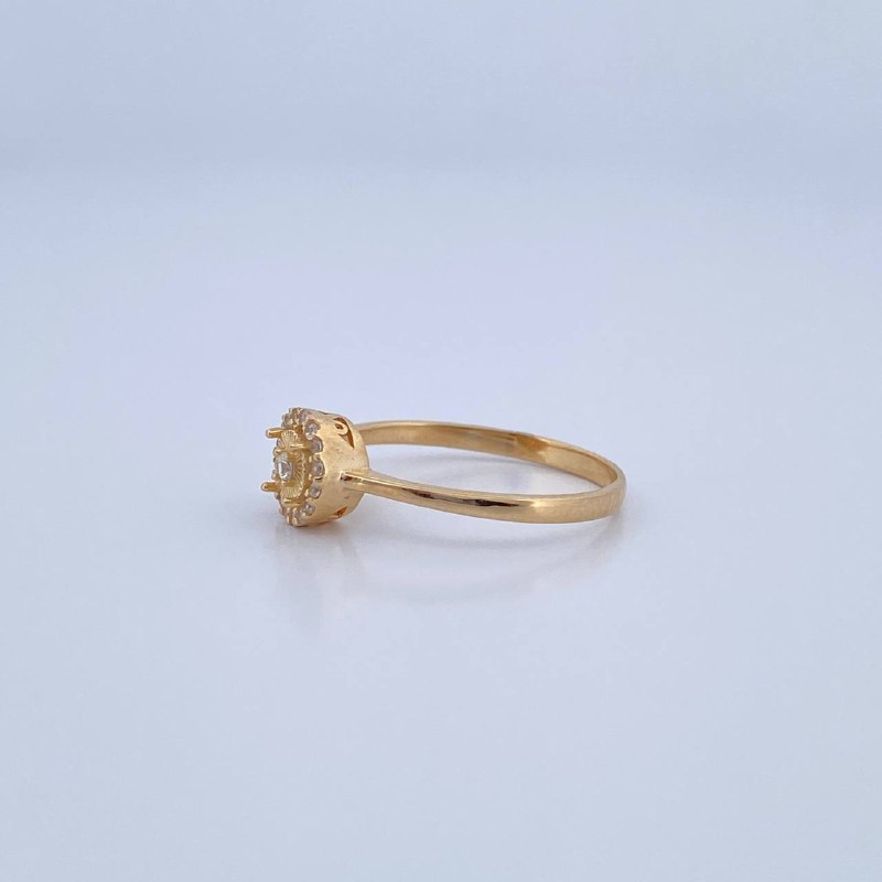 Halo Circle Ring 1.8gr / Size 6 1/4 / 18K Gold &