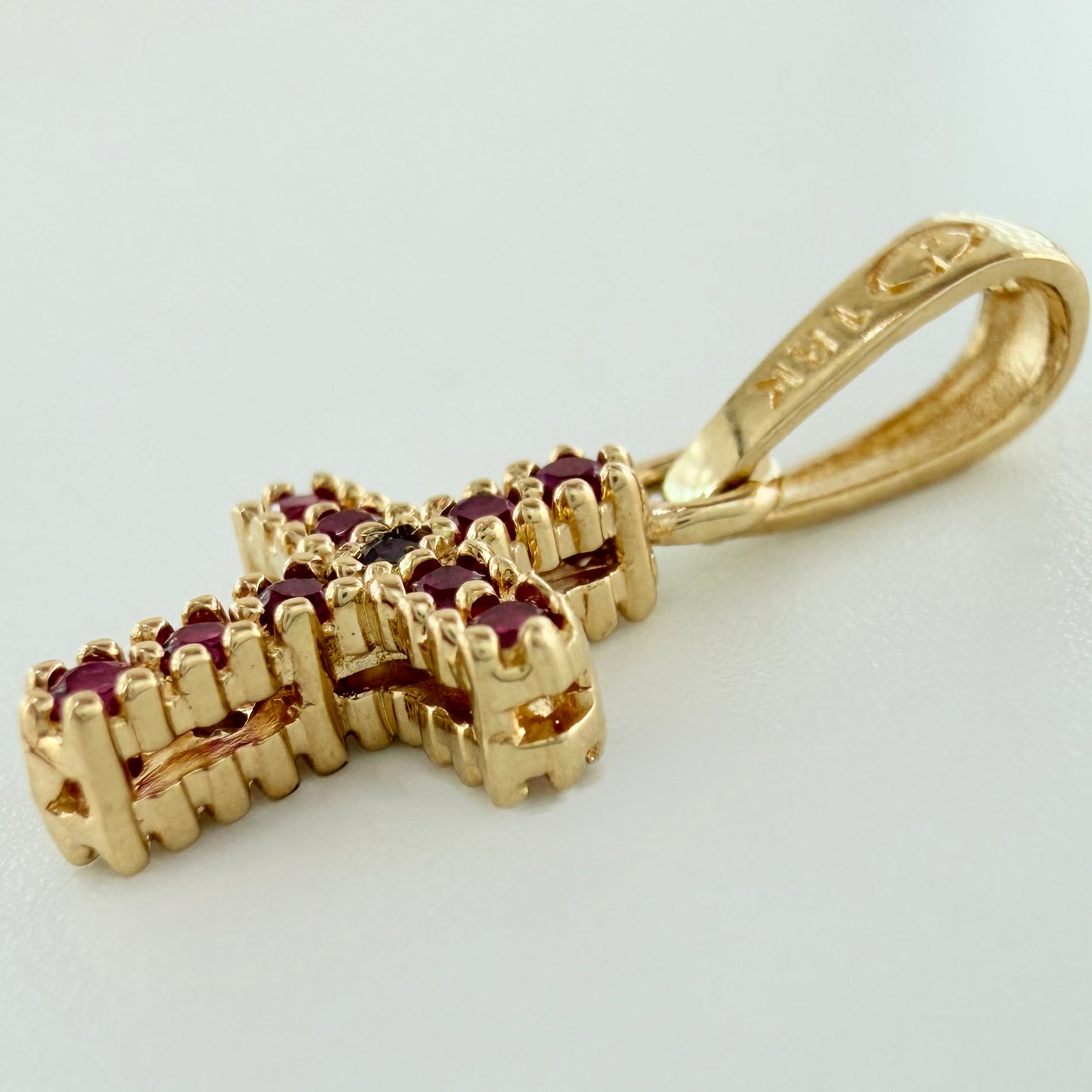 Dije Cruz Doble Faz 0.95gr / 3/4 in / Oro Amarillo 18K *