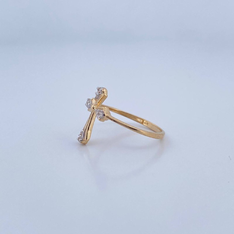 Cross Ring 1.75gr / Size 6 1/4 / 18K Gold &