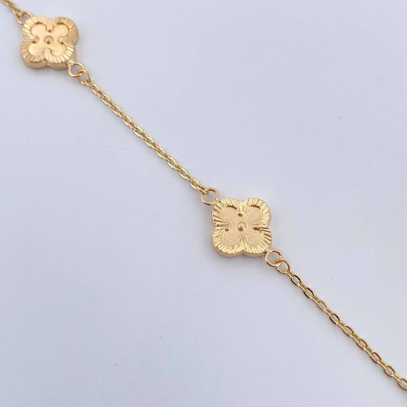 Bracelet Clover 3.2gr / 7.3in / 18K Gold &