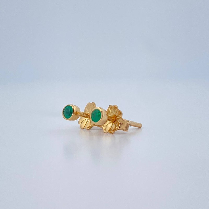 Topos Bisel Esmeralda 0.75gr / Oro Amarillo 18K %