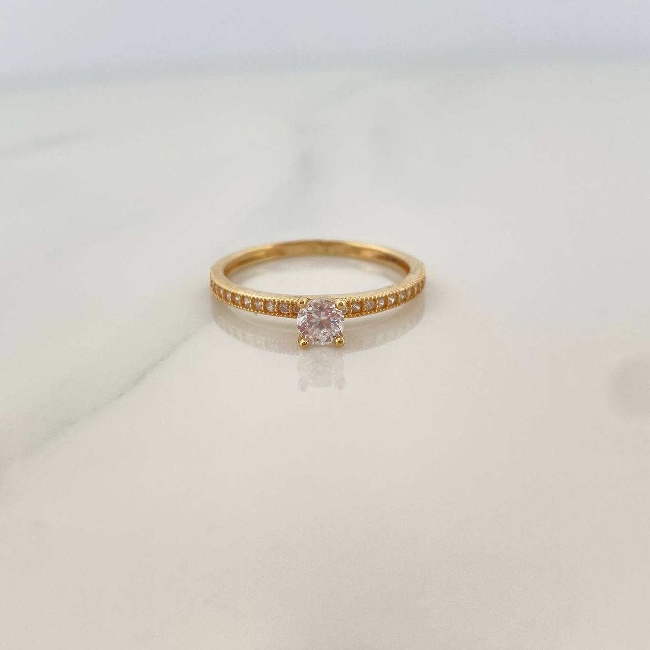 Anillo Solitario Churumbela 1.5gr / T6 / 1 in / Oro Amarillo 18K $