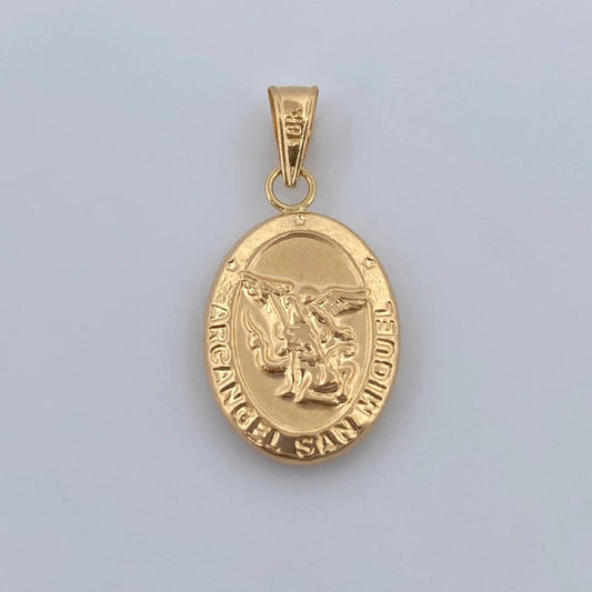San Miguel Pendant 1.15gr / 1in / 18K Gold