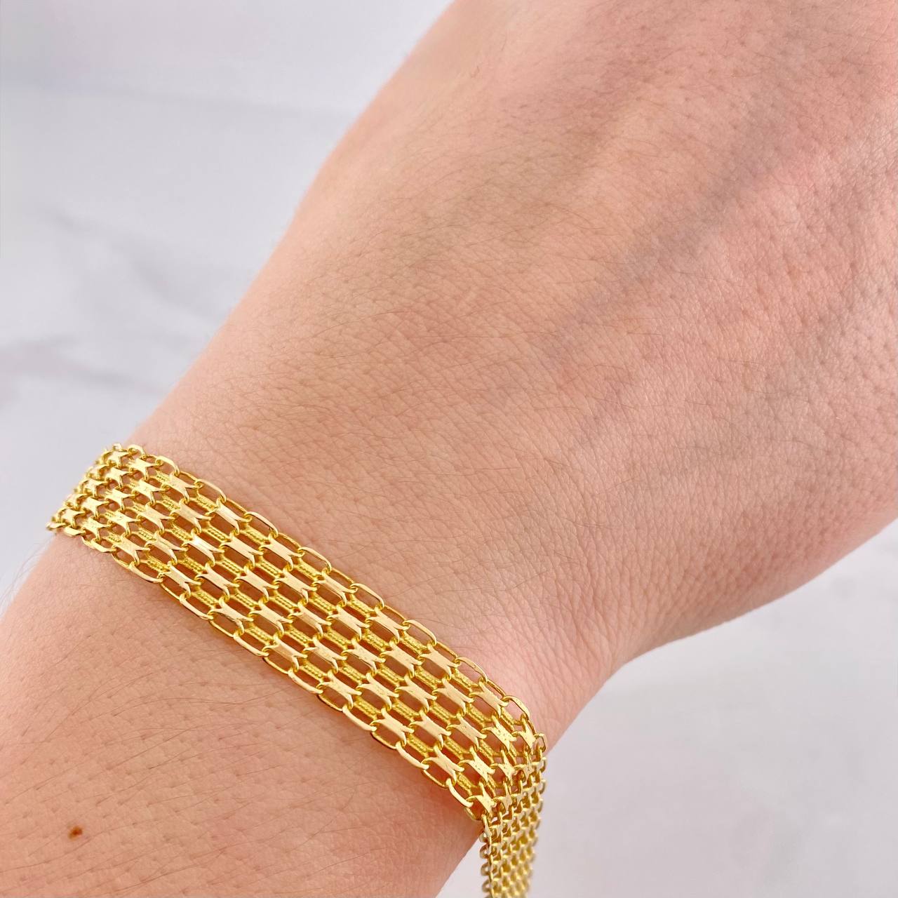 Bismark Bracelet 12.05g / 8 1/4 in / 11.8mm Yellow Gold 18K